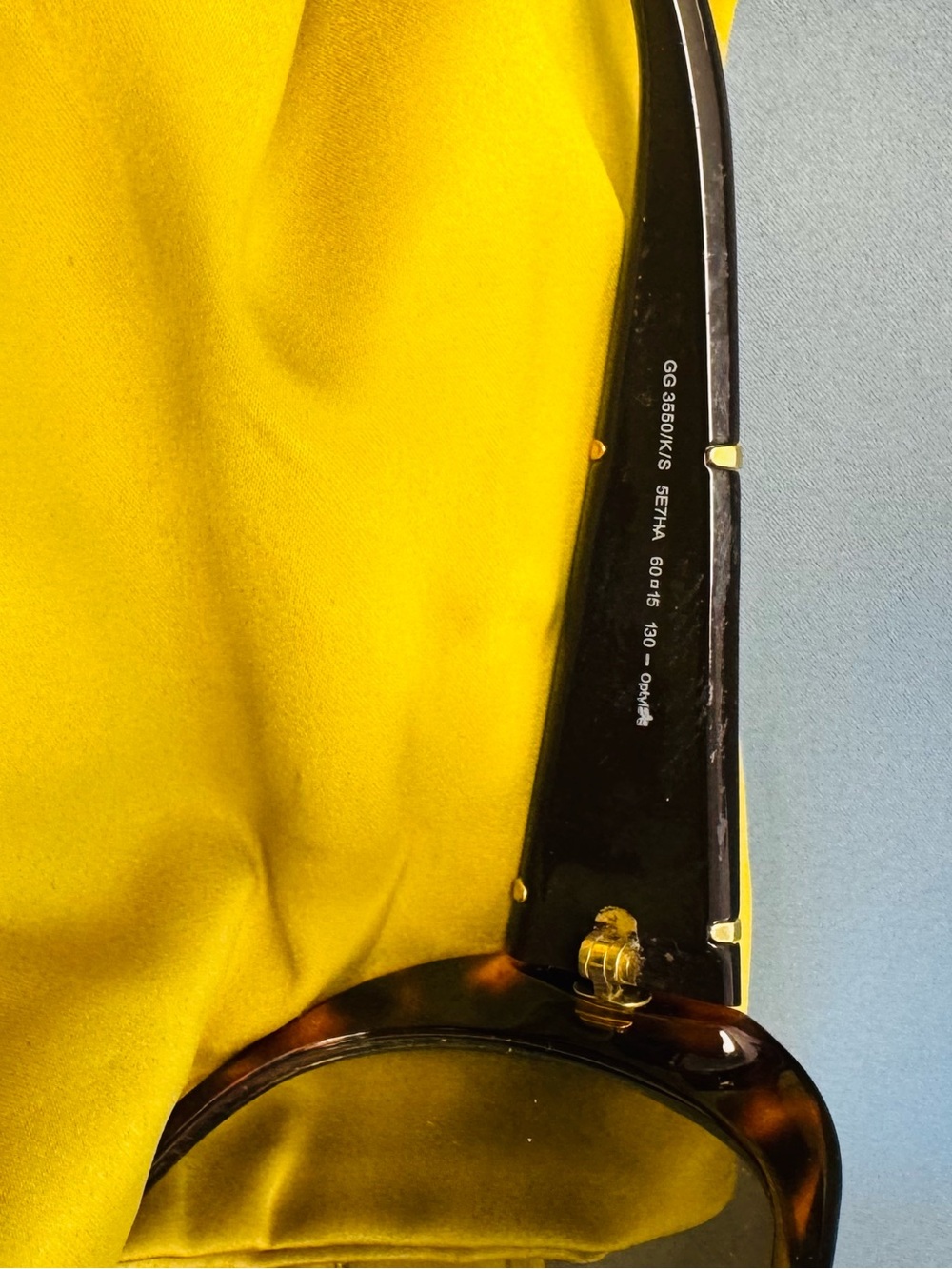 Gucci Brown Tortoiseshell Oversized Women's Sunglasses - Picture 7 of 7